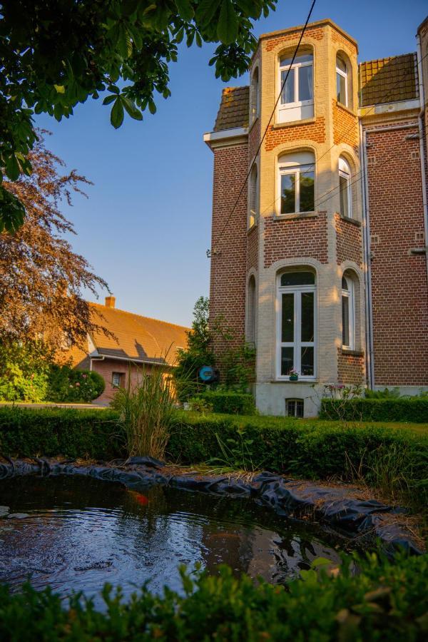 Chambre Au Chateau De St-Pierre-Brouck Saint-Pierre-Brouck Exteriör bild